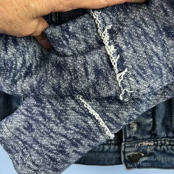 Free People Mixed Media Distressed Cropped Hooded Denim Knit Jean Jacket‎ Size S - Picture 11 of 12